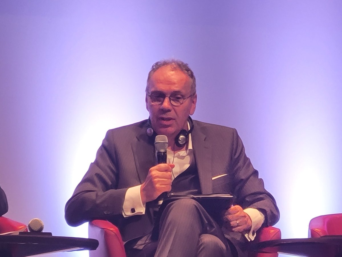 L'évolution du cadre réglementaire passe par 5 propositions :
 ➡️ Fast track
➡️ Bonnes pratiques administratives (délais previsibles et coûts calculables)
➡️ supprimer la durée de validité de 5 ans pour les certificats 
➡️ restaurer la réputation de l'Europe 🇪🇺 et du marquage CE