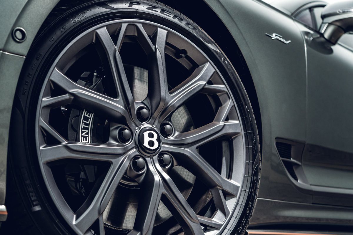 BentleySaudi's tweet photo. One-of-one GT Speed.
_______________
#Bentley #BentleySaudi #WorldOfBentley #GTSpeed #20Years https://t.co/j6n9FhmQJY