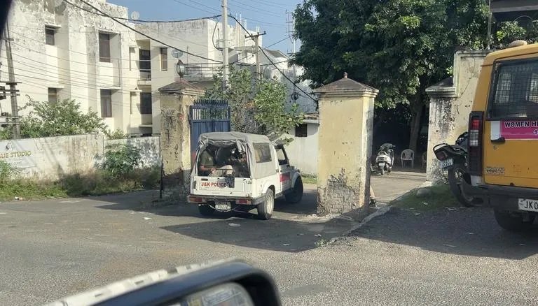 TahimaBeig's tweet photo. #JammuAndKashmir’s State Investigation Agency (#SIA ) on Tuesday, carried out raids at the house of an alleged terror associate Mohd Iqbal in the #PeerBagh Sunjwan Jammu.
A mobile phone from a Chinese manufacturer along with two SIM cards recovered.
#KashmirRejectsTerror https://t.co/vQfOSVRiZU