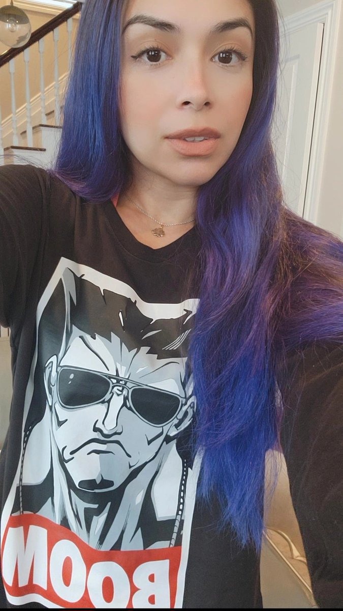 miss_gidget's tweet photo. Rocking @sonicboomb0x 10th Anniversary Collection "BOOM"!

Art by @ironpinky 

#streetfighter #sonicboombox #ironpinky #fashion #art #shirt https://t.co/93sBvG1w7j