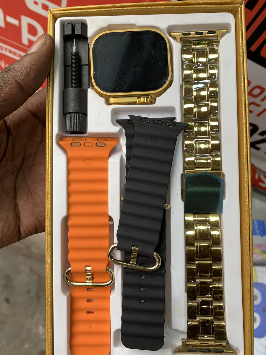 RBbusiness243's tweet photo. Montre G9 Ultra Max 🎉
Connectable avec IPHONE &amp; androïde . 
Deux bracelets &amp; un étui de réglage . 
Prix 🏷 45$ 

Contactez-nous au : +243 855226310 

Votre satisfaction, notre priorité ..!! https://t.co/4DKuz4hBwY