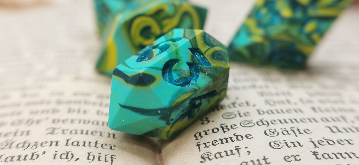 SpaethenArts's tweet photo. Golem of the Ethereal Whorl
7 Piece Set Jesmonite Dice (available)
https://t.co/6TjktAj1Pk
#dicemaker #pathfinde #ttrpg #d20games #boardgames https://t.co/TnInkk97Pl