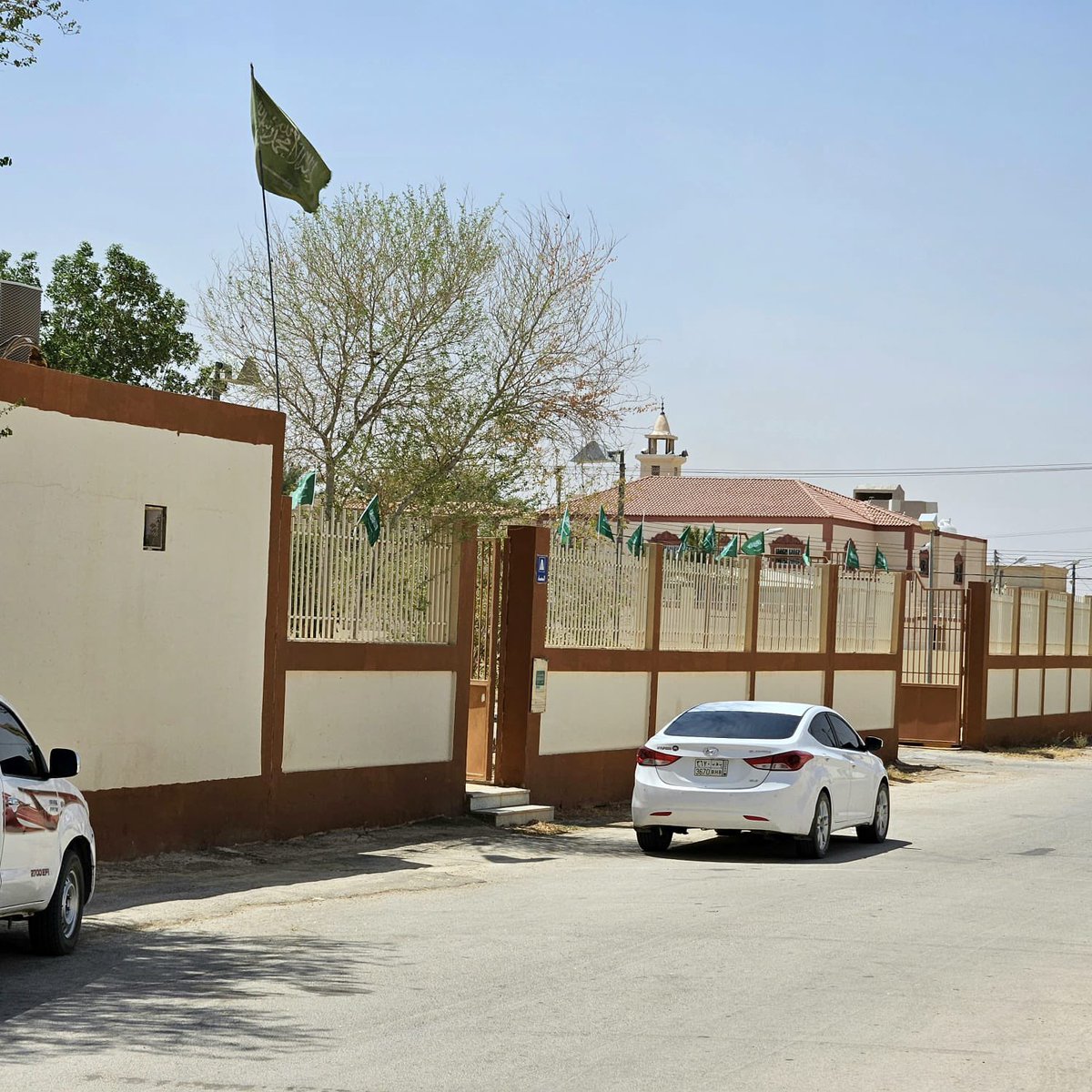 مركز النشاط بالروضة tweet media