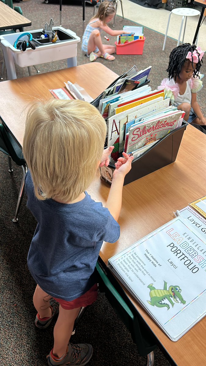 kim earixson tweet media