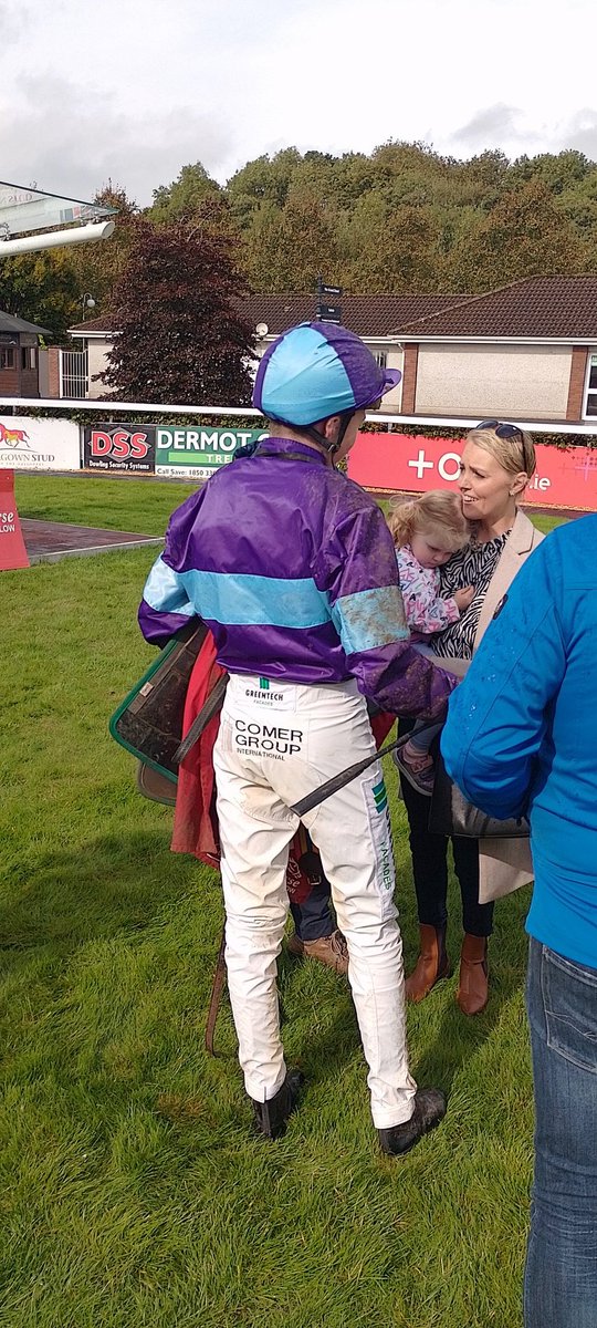 JoeSeward1's tweet photo. Double  for @conorstonewalsh @corkracecourse  
Run Forrest Run  @MickyFenton for the Munster Racing Partnership.
#CorkRacecourse 
#Mallow
#Cork https://t.co/ZaNIsovdPN