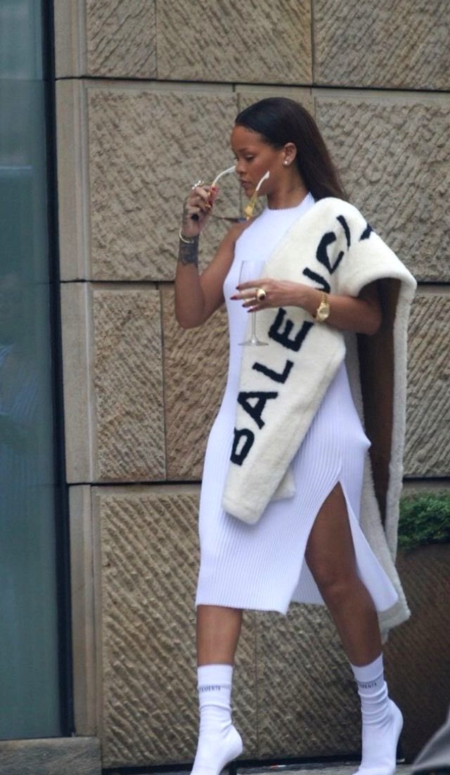 best of rihanna tweet media