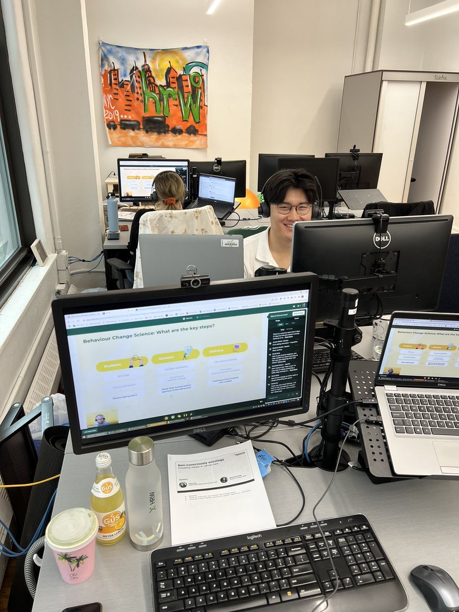 HRWShift's tweet photo. Oliver presenting #artificalintelligence tools that can help apply #behavioralscience in market research 🙌🏻 lots of us tuning in from the NY office https://t.co/FR1QYXhRUM