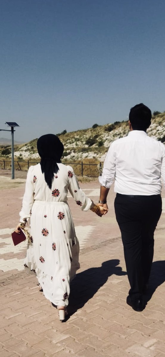 Ne mutlu ki bana, karşıma sen çıktın.. 🌺