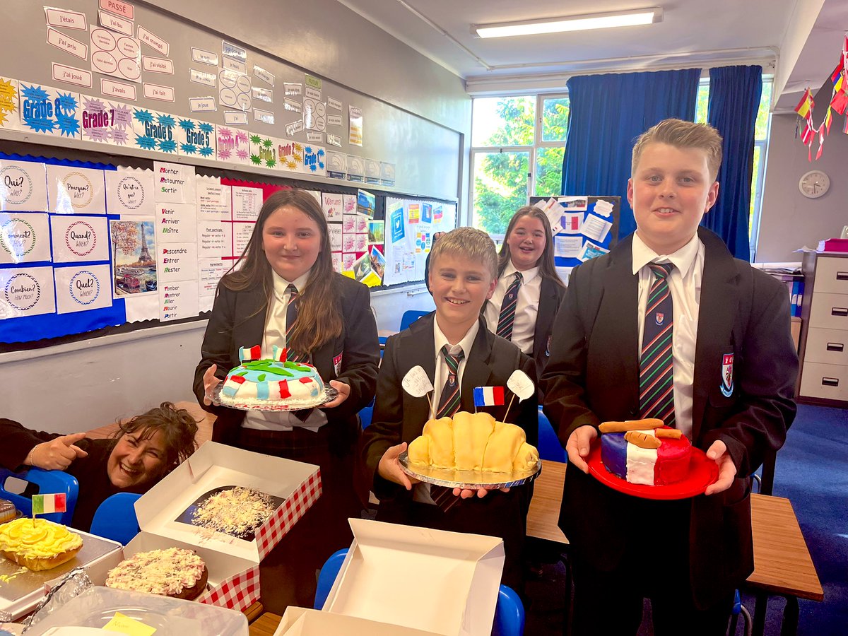 MFL @Whitby High (@mfl_whitbyhigh) on Twitter photo The results are in…!
1st 🥇 Jacob 7S
2nd 🥈 Ellie 7ST
3rd 🥉 William 7S
Congratulations 🥳 to our winners!
Thank you and well done 👏 to everyone who took part - we are so proud of all of you! 🍰
#EuropeanDayofLanguages <a href="/WhitbyHigh/">The Whitby High School</a> <a href="/WhitbyHS_Stuart/">Stuart House - The Whitby High School</a> The results are in…!
1st 🥇 Jacob 7S
2nd 🥈 Ellie 7ST
3rd 🥉 William 7S
Congratulations 🥳 to our winners!
Thank you and well done 👏 to everyone who took part - we are so proud of all of you! 🍰
#EuropeanDayofLanguages <a href="/WhitbyHigh/">The Whitby High School</a> <a href="/WhitbyHS_Stuart/">Stuart House - The Whitby High School</a>