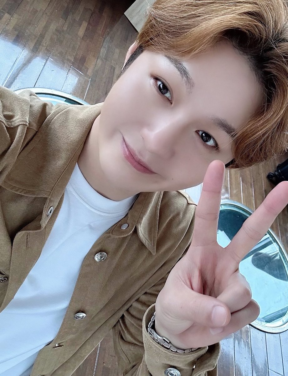 OFFICIALBTOB's tweet photo. [📢] JTBC '비긴어게인 오픈마이크' 출연 안내

잠시 후 11시 55분! 창섭이 '#비긴어게인 #오픈마이크'에 출연합니다!
창섭의 감미로운 목소리로
하루를 마무리할 수 있는 선물 같은 밤🌛
멜로디 여러분의 많은 시청 부탁드립니다💙

#비투비 #BTOB
#이창섭 #LEE_CHANGSUB https://t.co/iswyINS3l7