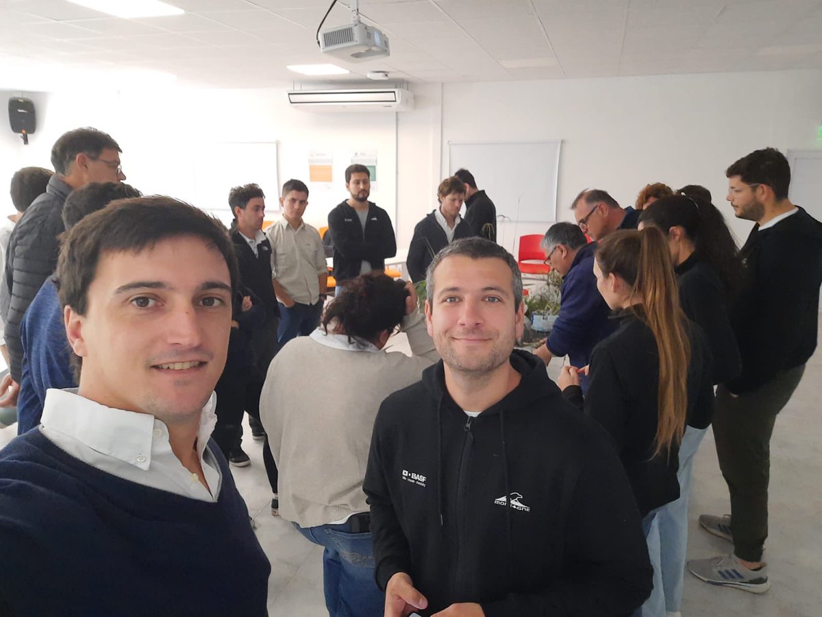 Santiago Martin Morris tweet media