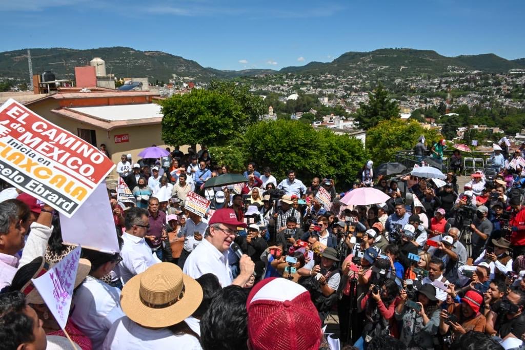 ZETATijuana's tweet photo. Ebrard pide a TEPJF proteja sus derechos político-electorales, por irregularidades en proceso interno de Morena https://t.co/D4kXOeBqHh a través de @ZetaTijuana https://t.co/bzR5E3kY13