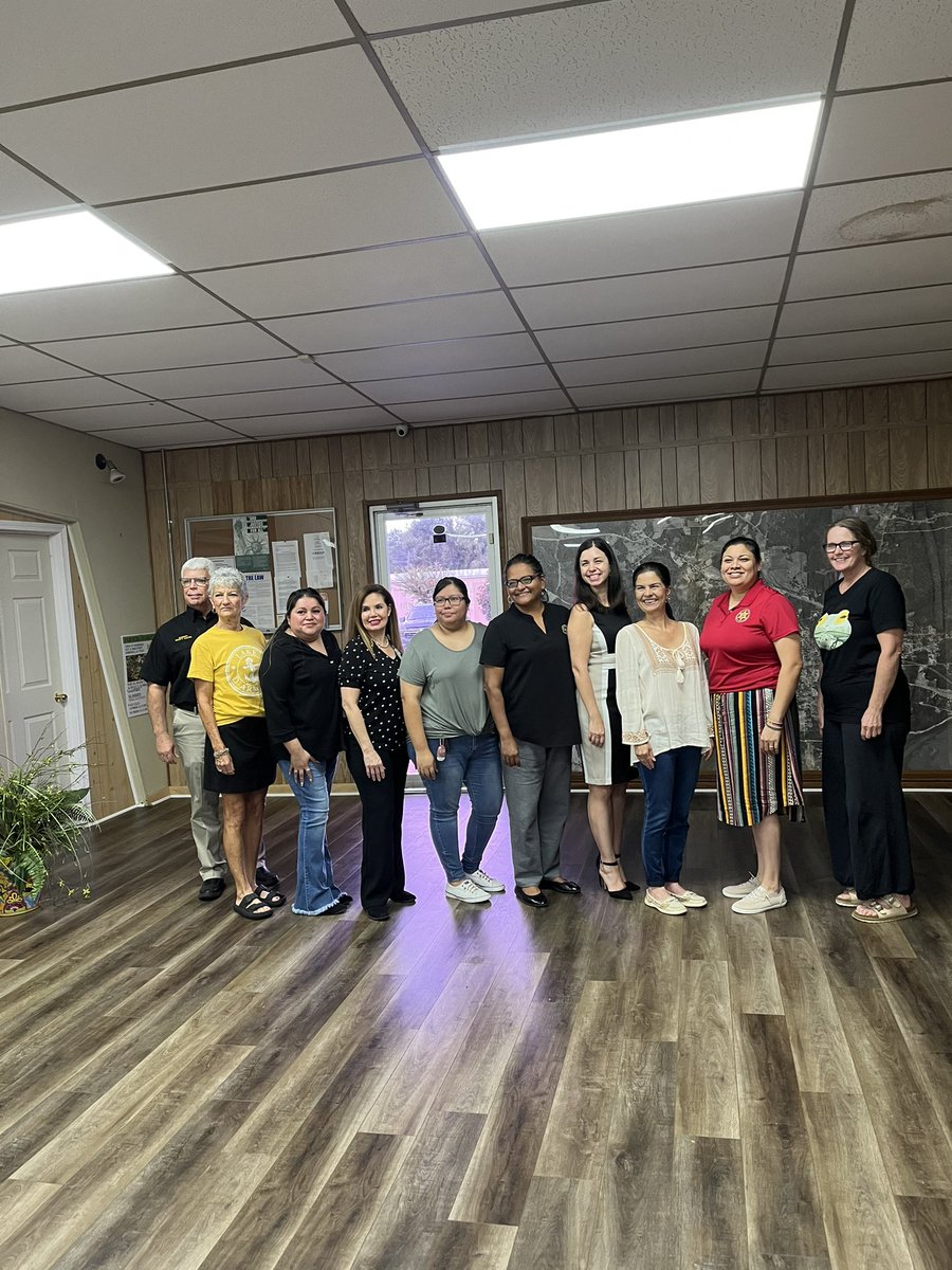 KekaNovales's tweet photo. Thank you Union Parish Elementary and @theunionparishlibrary for inviting me to be part of the Hispanic Heritage Month Celebration! Thank you Latinas Unidas for hosting the luncheon! #farmervillela #unionparishlibrary #authorvisit #authortour #schoolvisit #author #kidlitbooks https://t.co/nRbilySjm5