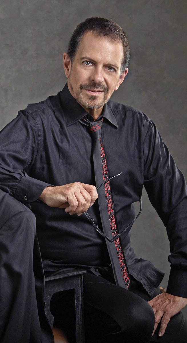 Primer corte de mi nuevo álbum #elcantordetangos  Tangazo, escúchalo en la plataforma que quieras 👉🏻 orcd.co/yepv03b