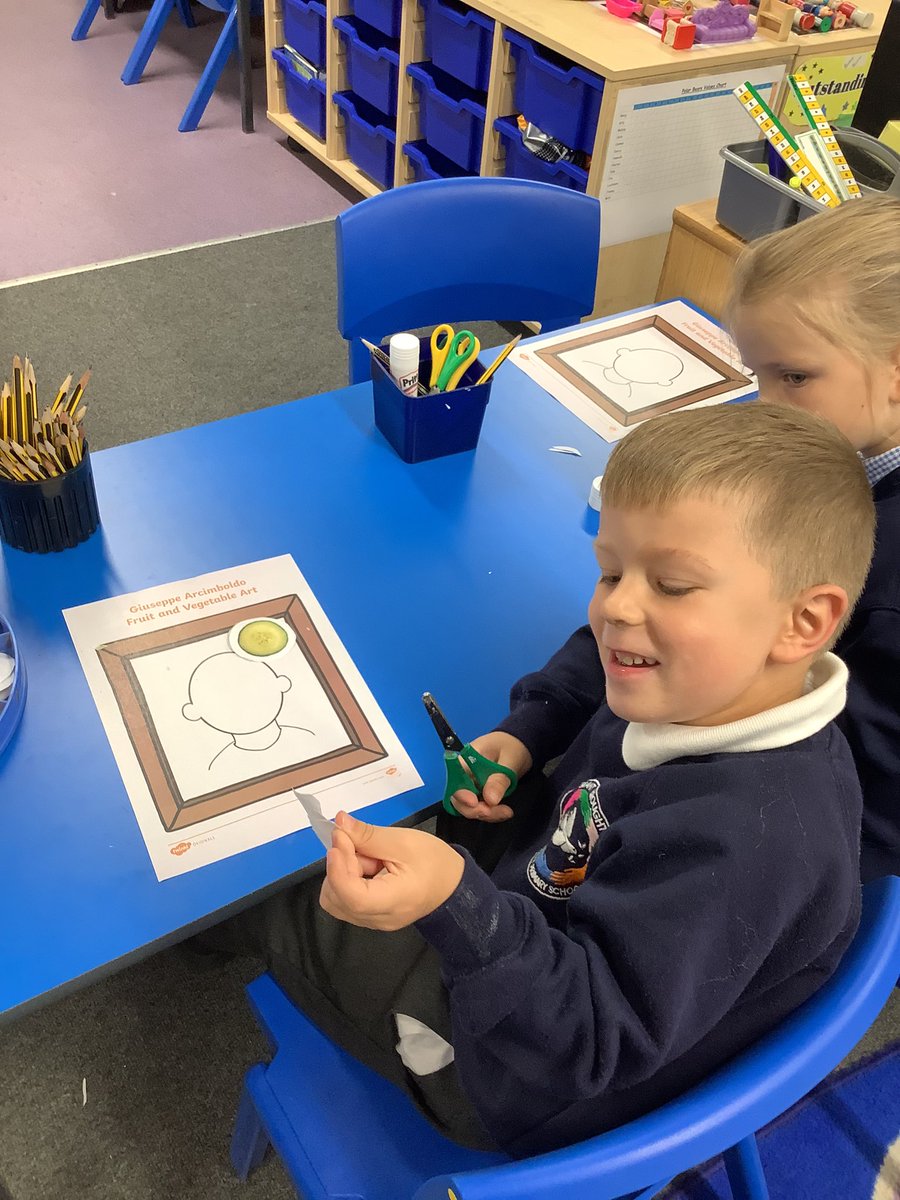 ClassPolarBears's tweet image. The children have been enjoying making self portraits by copying Guiseppe Archimboldo’s practice of using fruit and vegetables 🥕 🥗