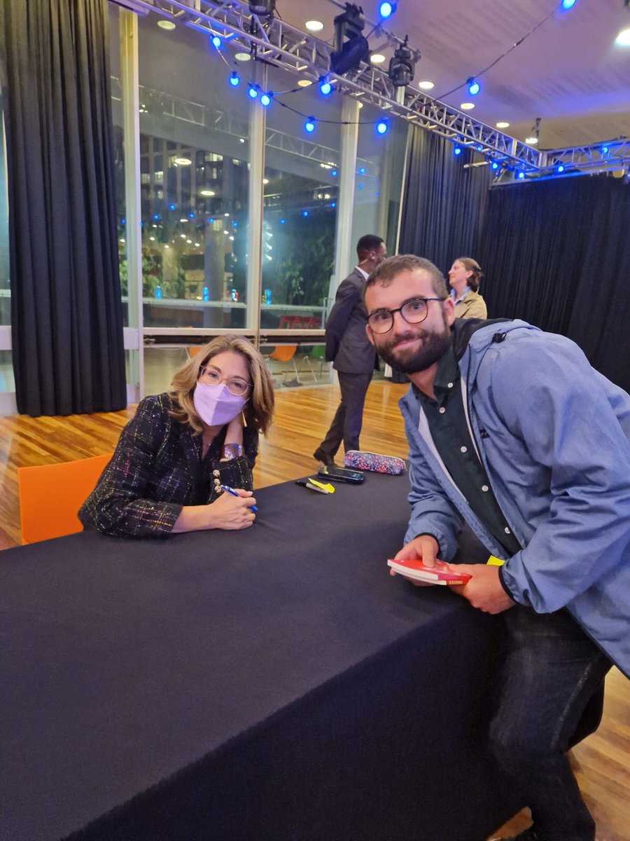 SamuelJones1992's tweet photo. About Sunday Night... listening to and learning from the incomparable @NaomiAKlein at @southbankcentre, with exerpts read from her new book - Doppelganger. https://t.co/JANtL47znE