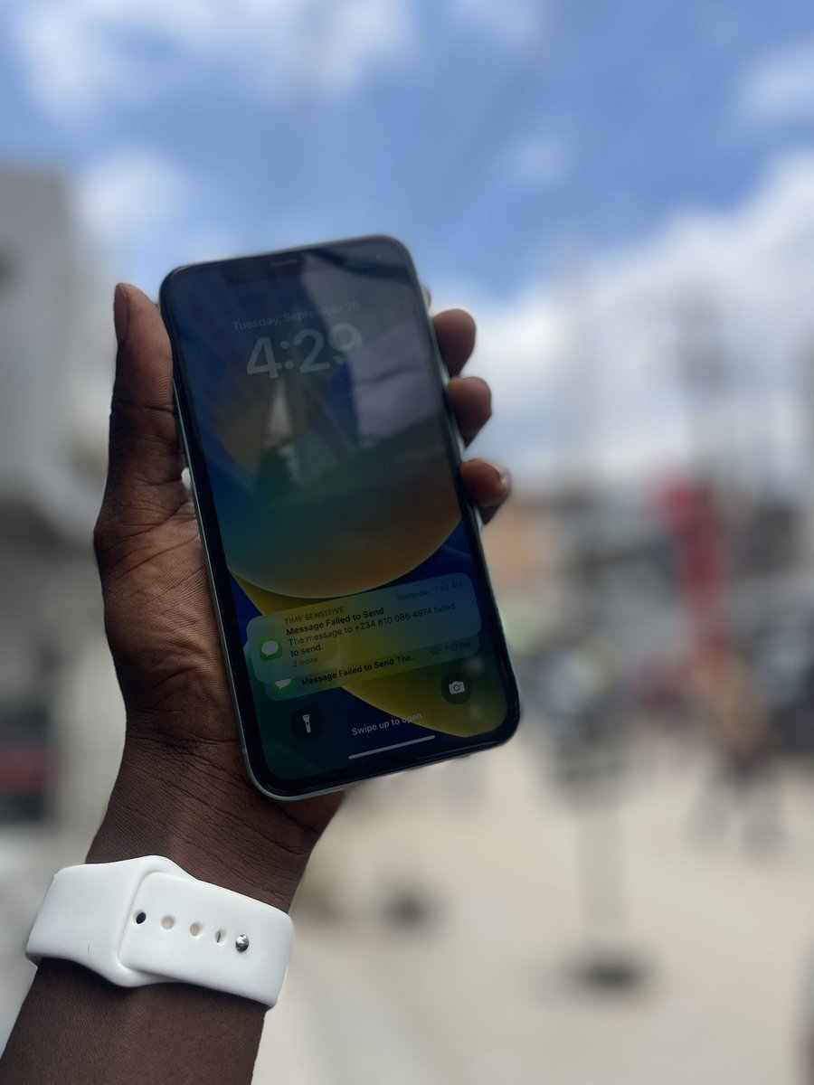 h_dkonnect's tweet photo. iPhone 11 64gb 

World Wide Unlocked 
Price: N215,000

Call 📞 07039858496 

or DM https://t.co/jlZYiNTzKh
