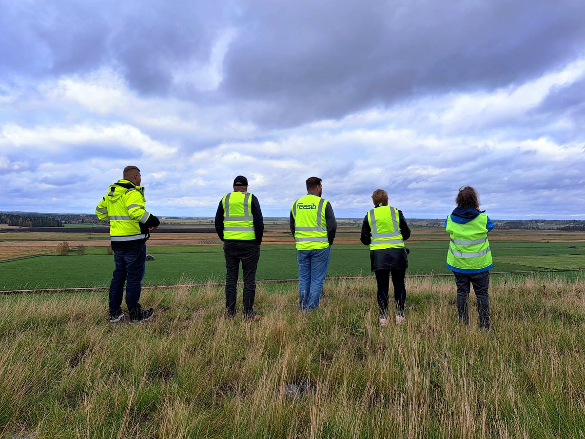 Tänään kävimme Kalajoen vesienhoitoryhmän kanssa vierailemassa Hituran suljetulla kaivoksella <a href="/NivalanKaupunki/">Nivalan kaupunki</a> ja samalla ihailemassa valtakunnallisesti arvokkaaksi luokiteltua Kalajokilaakson viljelymaisema-aluetta #vesienhoito #kalajoki