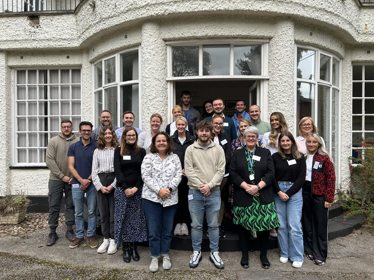 edmundrice_eng's tweet photo. Today we welcomed new staff & governors at our formation day. We hope they feel informed, inspired & part of our global Edmund Rice family. @stmarys_college @stmarys_prep @anselmscollege @StJosephsPrep_ @stjosephsstoke @StEdwardsColl @RunnymedeStEd @StAmbroseColl @StAmbrosePrep https://t.co/kYXyephNLc