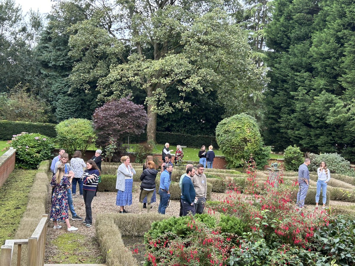 edmundrice_eng's tweet photo. Today we welcomed new staff & governors at our formation day. We hope they feel informed, inspired & part of our global Edmund Rice family. @stmarys_college @stmarys_prep @anselmscollege @StJosephsPrep_ @stjosephsstoke @StEdwardsColl @RunnymedeStEd @StAmbroseColl @StAmbrosePrep https://t.co/kYXyephNLc
