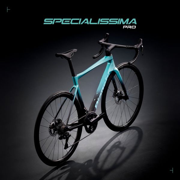 We are going to be the first shop in the UK to have the brand-new Bianchi Specilissima Pro on the shop floor and available to buy. 📷
We have 55cm Bianchi Specialissima Pro Ultegra Di2 instore and available now for £6649 👌