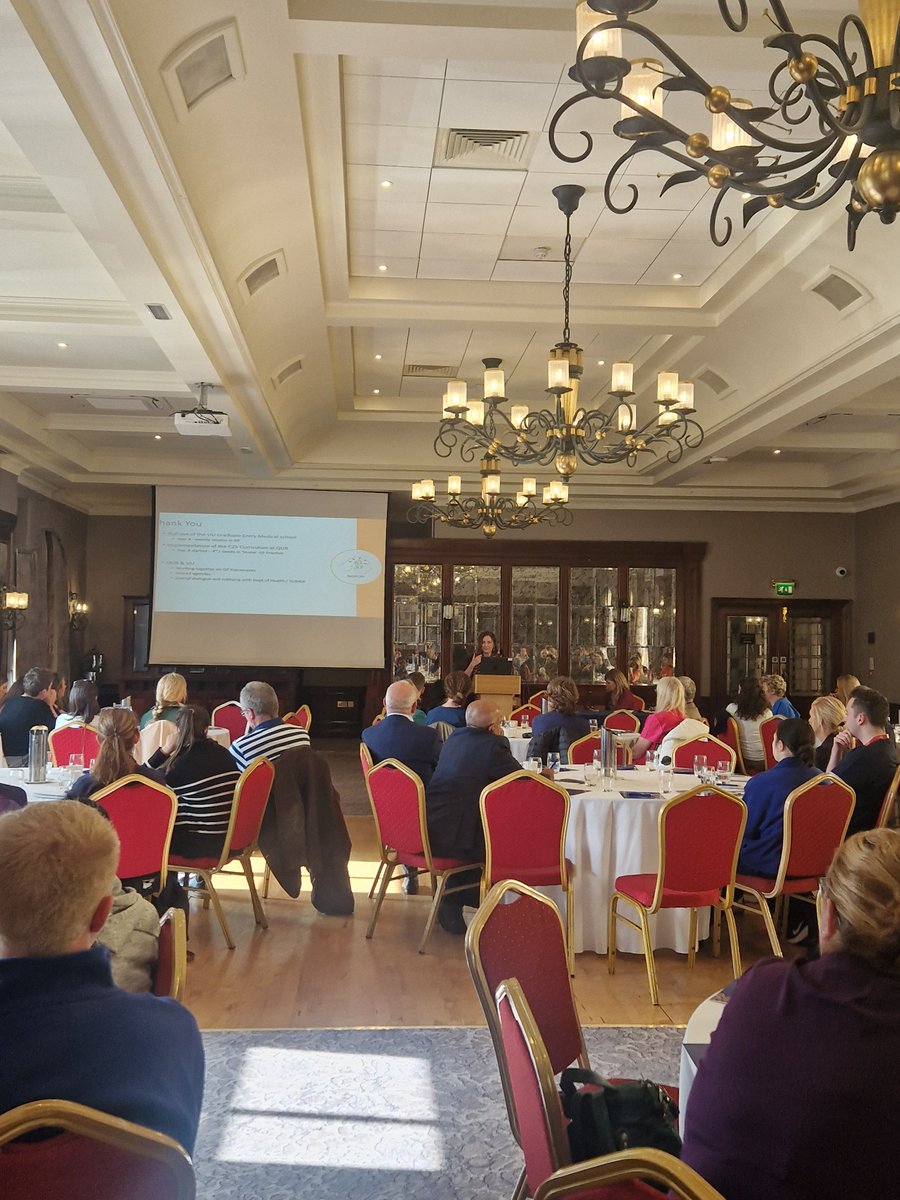 southern_fsu's tweet photo. Thank you to @QUBMedEd and @UlsterUniMed for attending our PBL event today for our Newry Clinicians. Lovely that some med students were in attendance and could give their feedback. #foreverstudents https://t.co/8Qg3QJqz1q