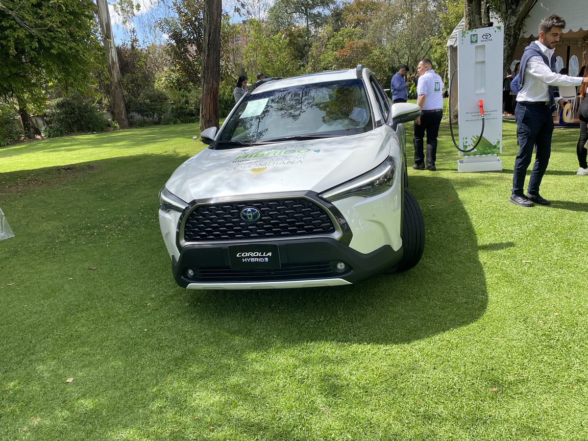 acelerandocol's tweet photo. #FelizMartesATodos #Sostenibilidad: #Asocaña y #Toyota presentan #Flexie, propuesta de #vehículoshíbrido con #bioetanol.  @asocana  @ToyotaMotorCorp @ToyotaCol https://t.co/hY8cIXirnl