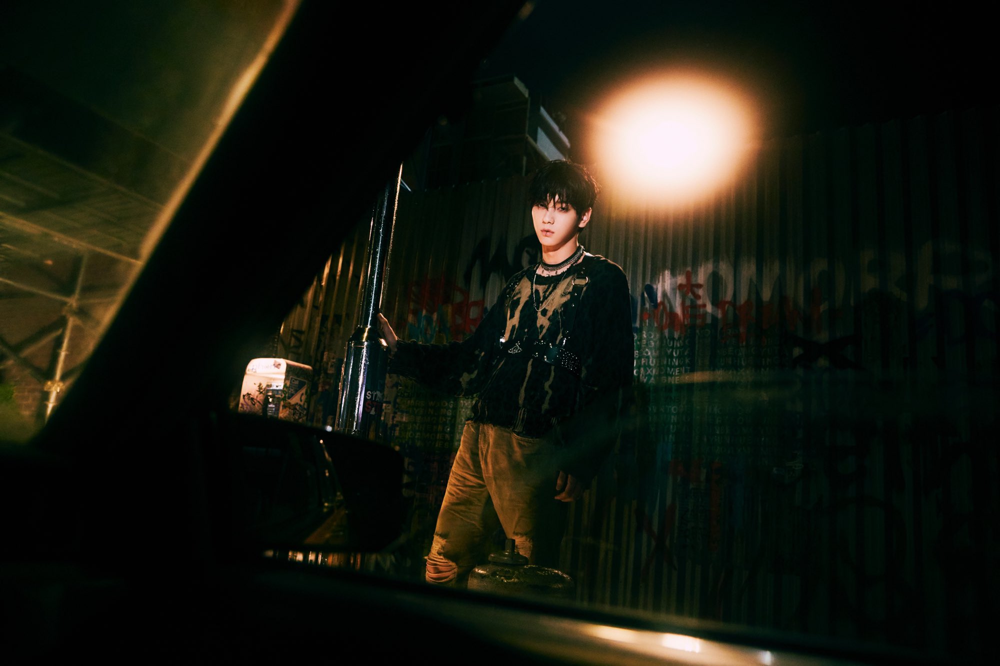 F69d1HdboAACXnu?format=jpg&name=large