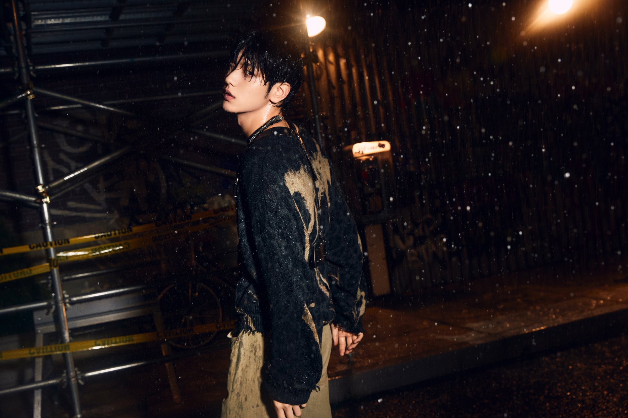 F69d1qHa4AAE_e4?format=jpg&name=large