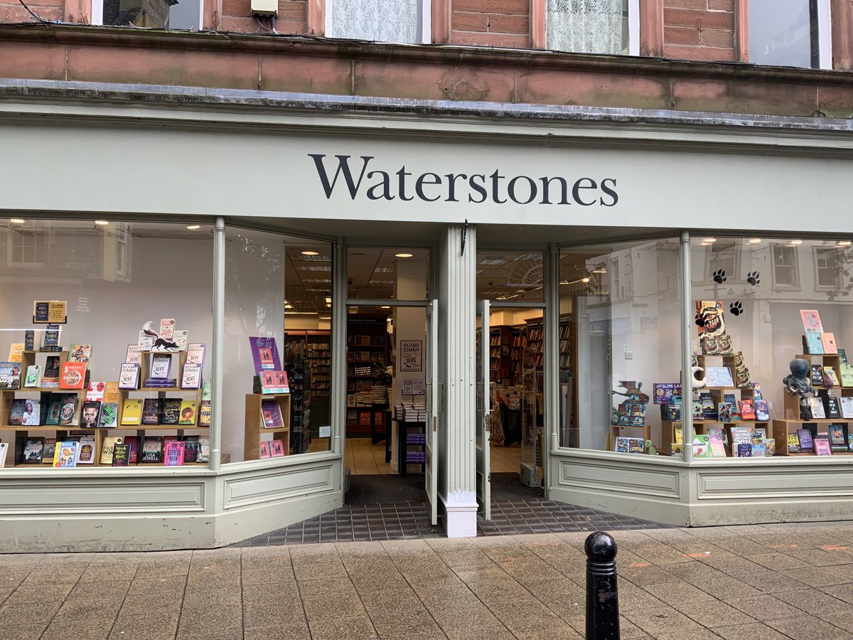 MissReynoldsENG's tweet photo. Book buying at Waterstones for our new lending library in the reception area @GHSfalkirk 📚 

Thank you to Laura @FalkirkWtstones for supporting our school and recommending great books for both parents and children 😊

#readingschools https://t.co/wsXWKnRnS4