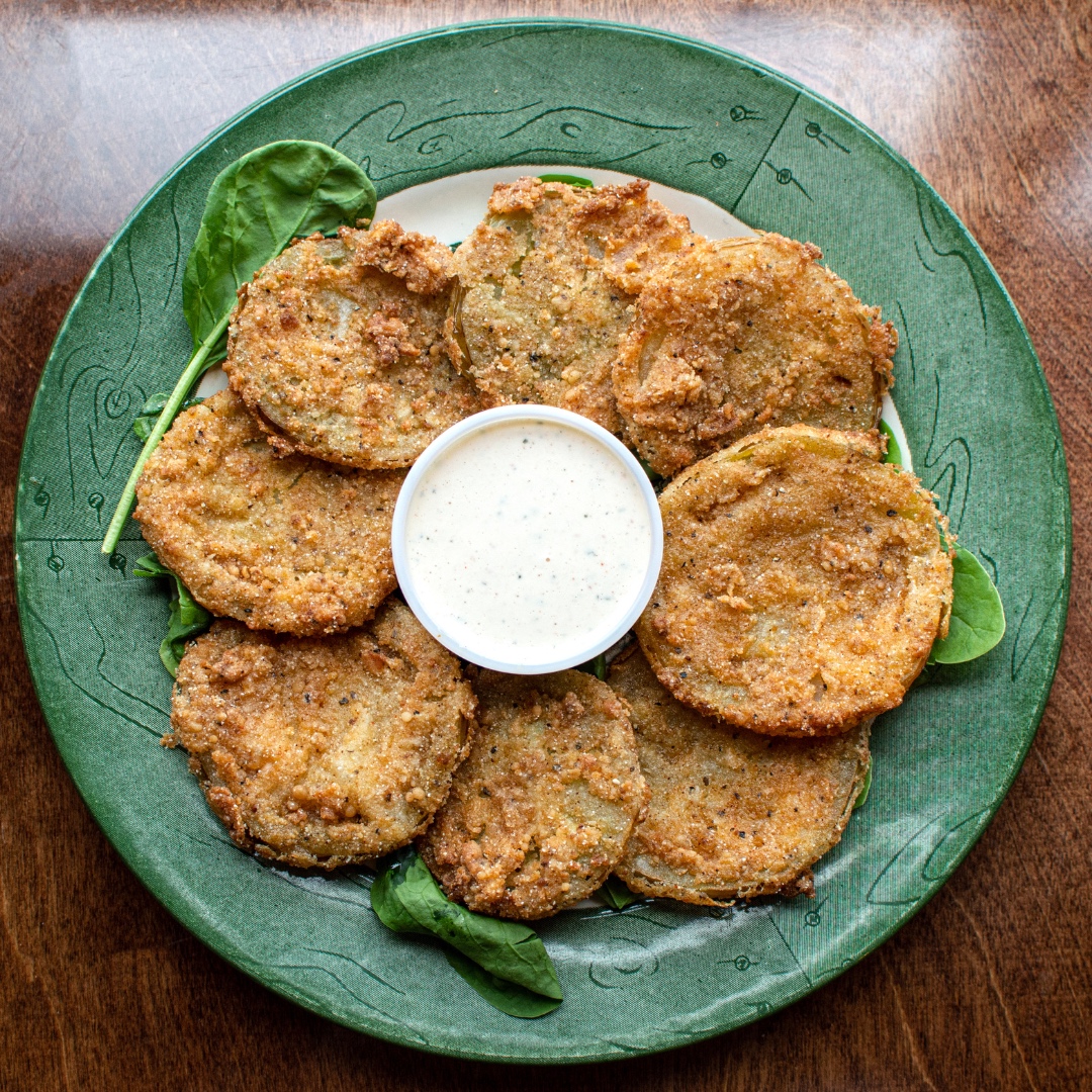 SouthernFoodCo's tweet photo. Start your meal off right with one of our appetizers!  Choose from our Memphis Sausage &amp; Cheese Plate with Rendezvous Seasoning, Spinach and Artichoke Dip, Fried Green Tomatoes, or the Southern Trilogy. 

#southernfood #NWAEats #NWAFoodie #Fayetteville https://t.co/mnRiGGfmjx