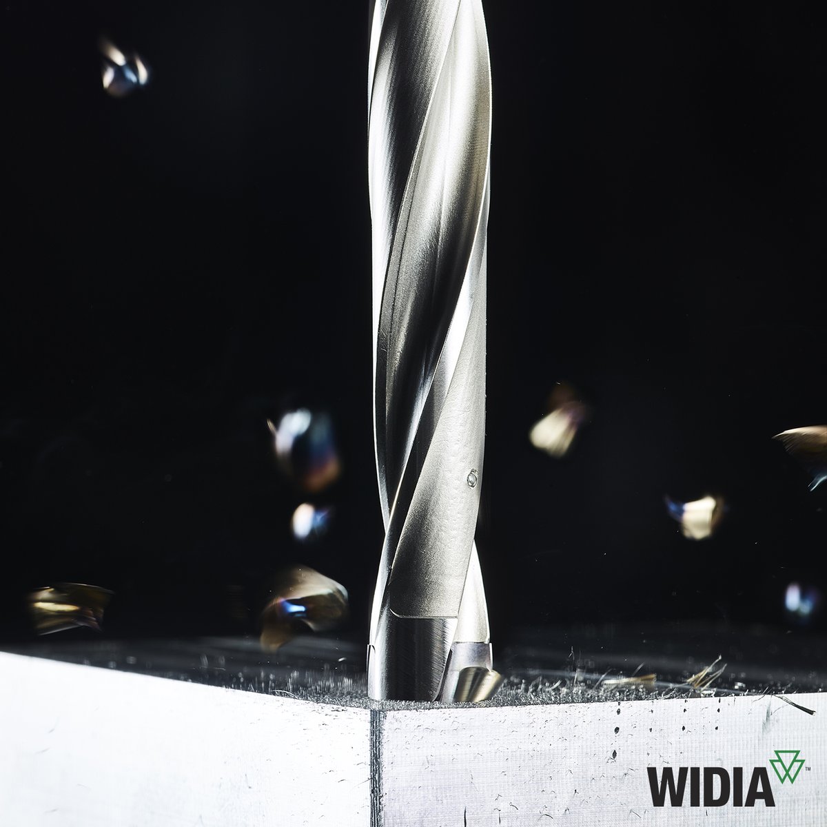 WIDIATools's tweet photo. When you want a stable drilling platform, look no further than Top Drill™ Modular X (TDMX). We designed TDMX with a secure pocket seat to ensure maximum stability in challenging drilling applications. Find out how it can bring efficiencies to your shop: https://t.co/7m0Svehlf6 https://t.co/LqPHhYpeSc