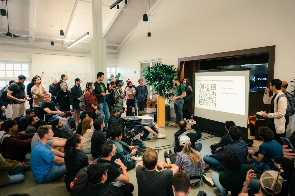 thirdweb's tweet photo. This Saturday we're partnering with @0xPolygonDevs and @fdotinc to host a day of workshops and hacking.

📅 30th September
📍 Fisherman's Wharf, SF
🗣 Talks about building in web3, dev tools and Account Abstraction

The best place to jam and meet web3 builders.

Limited spots!👇 https://t.co/LPH9LTFUJC