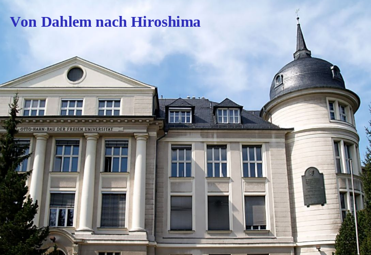 NaWiSchool's tweet photo. Wir freuen uns, dass Schüler des Leistungskurses  Physik des Arndt-Gymnasiums so neugierig auf unseren Workshop Von Dahlem nach Hiroshima. Oppenheimer und die Bombe sind. Kurz entschlossen fand ihr Physiklehrer Herr Gollnik einen Termin für den Initialworkshop. https://t.co/9BxW3Luu6A
