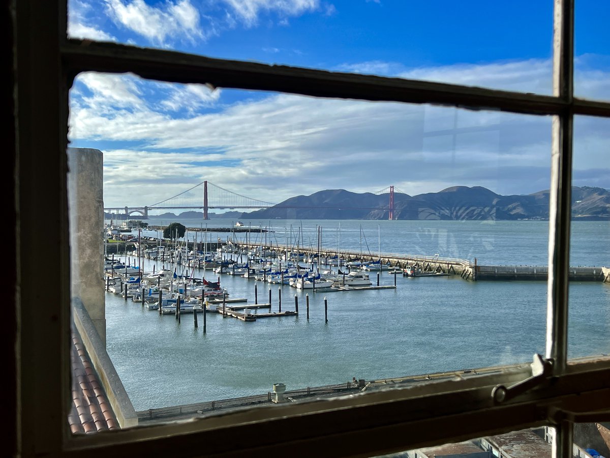 thirdweb's tweet photo. This Saturday we're partnering with @0xPolygonDevs and @fdotinc to host a day of workshops and hacking.

📅 30th September
📍 Fisherman's Wharf, SF
🗣 Talks about building in web3, dev tools and Account Abstraction

The best place to jam and meet web3 builders.

Limited spots!👇 https://t.co/LPH9LTFUJC