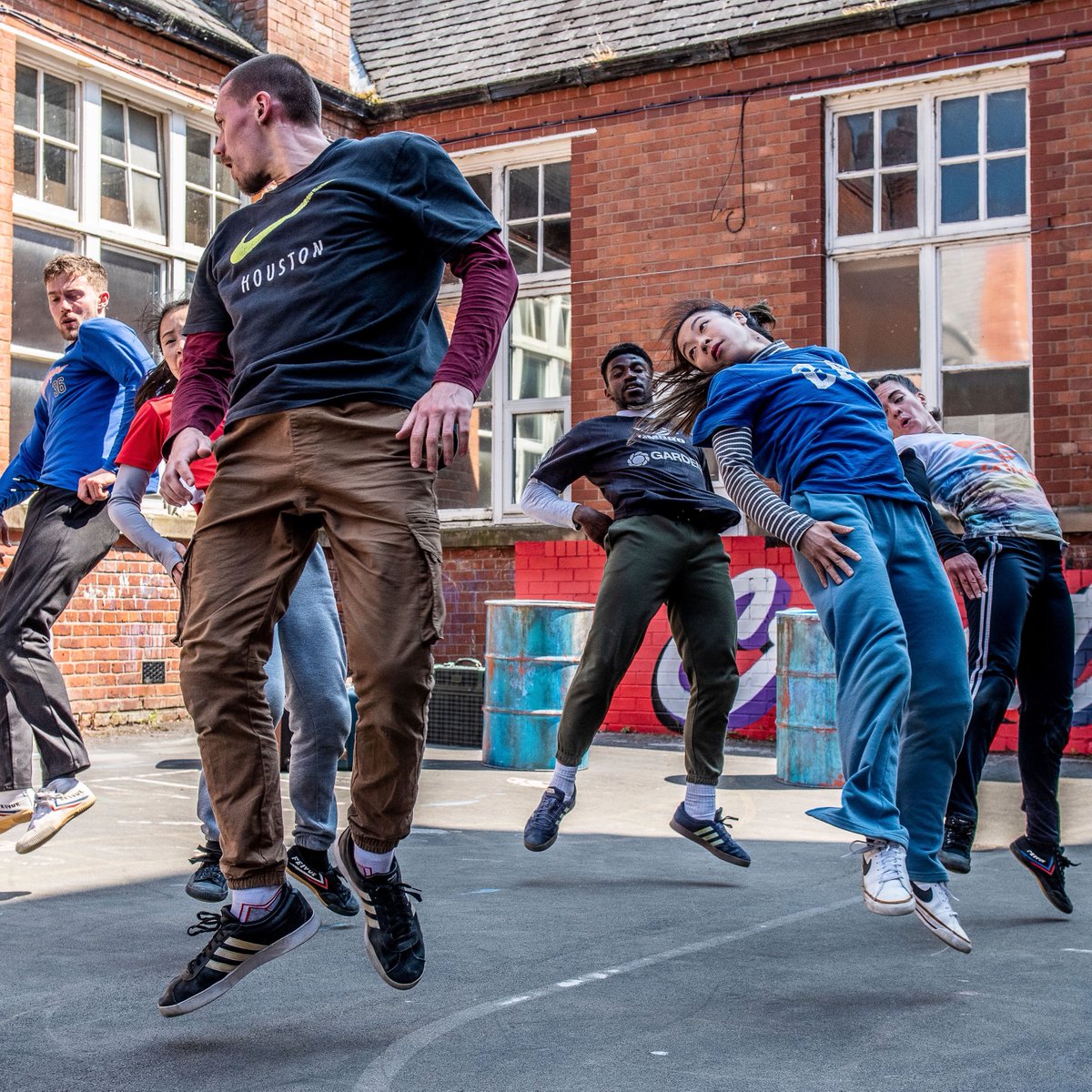 Company Chameleon tweet media