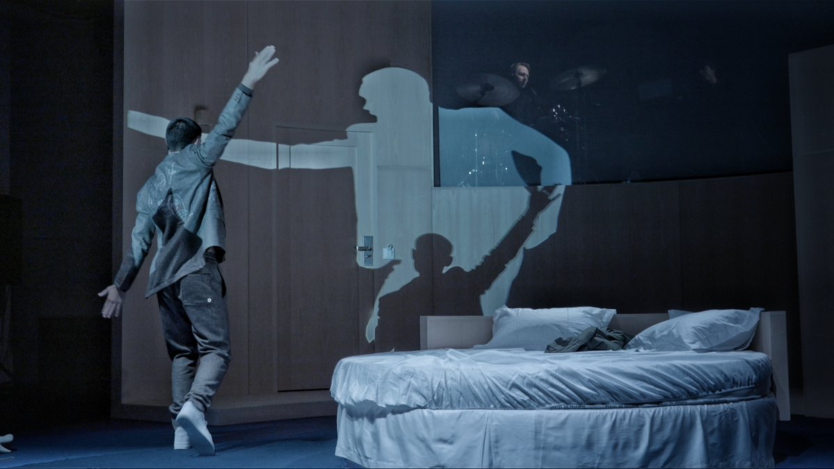 Ce soir à 20:30 "Le bel indifférent"

De Jean Cocteau
Adaptation, MES et scénographie : Christophe Perton
Composition musicale originale: Maurice Marius et Emmanuel Jessua 
Avec : Romane Bohringer et Tristan Sagon

Rens et rés au 03 22 22 20 20 ou par mail à accueil@comdepic.com