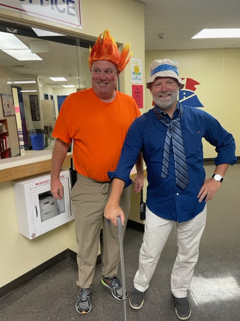 TitansToll's tweet photo. Dynamic Duo! @WarwickSchools #TGPRIDE https://t.co/Mbm8MDif0E