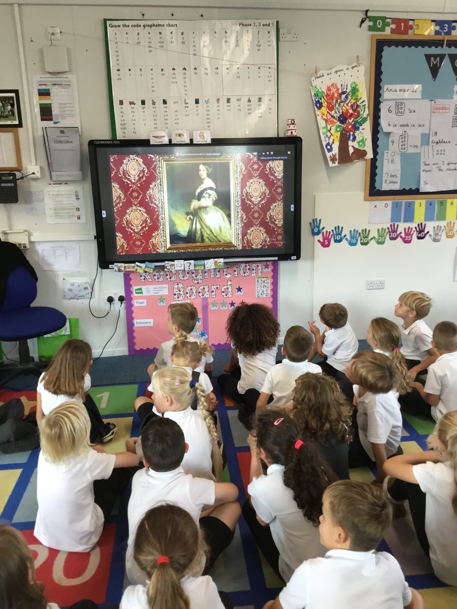 Today Year 2 took part in an online workshop and went back in time to learn about palaces throughout history. We loved learning more about Queen Victoria's life in Kensington Palace! <a href="/ZoomThruHistory/">ZoomThroughHistory</a> <a href="/HRP_learning/">Learning Team at Historic Royal Palaces</a>