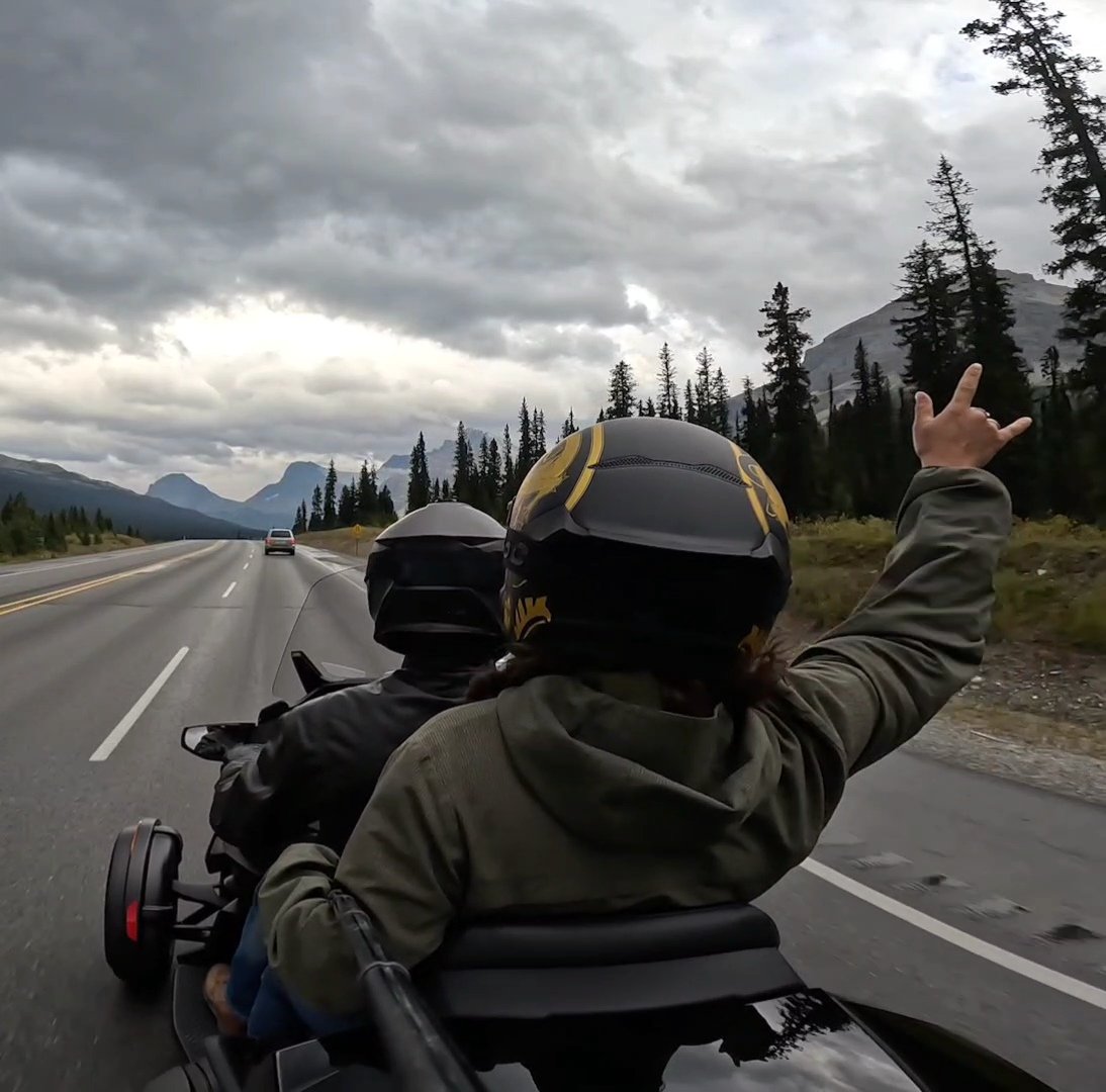 MountainStdTime's tweet photo. First trip with my class 6 was out to Lake Louise, picked my sister up there and then we went and toured hw 93!  

@canamonroad @basecampmotorsport #canamonroad #canamspyder https://t.co/8xT8LD3082