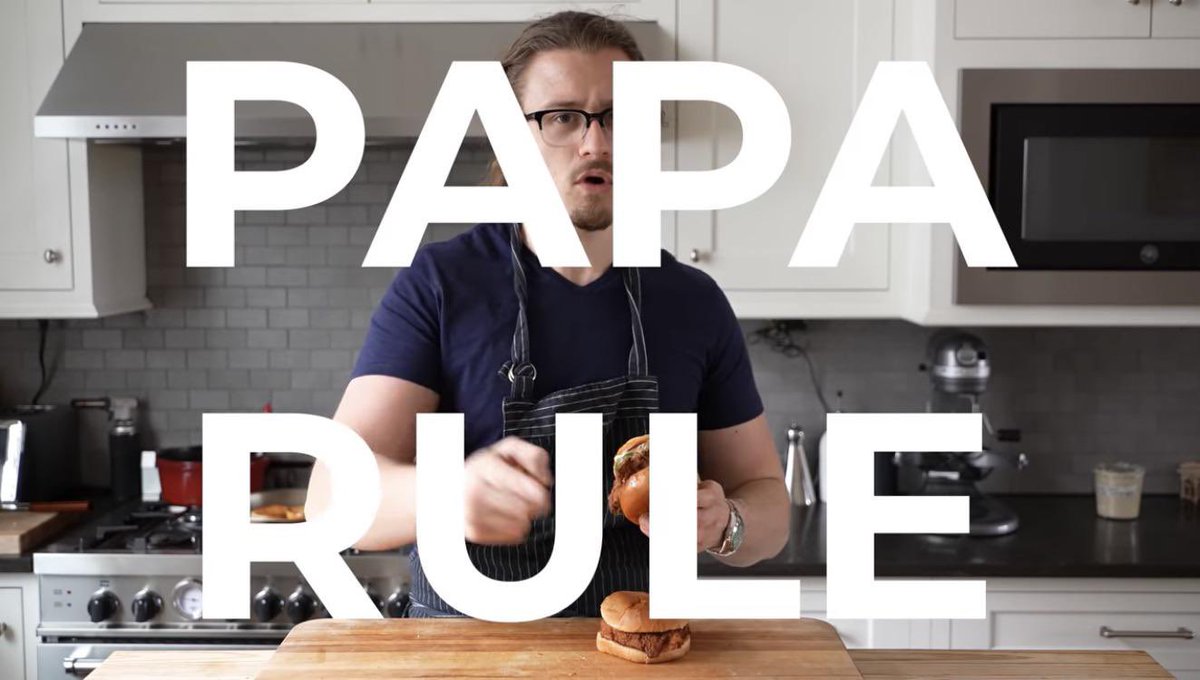 BretonAnimation's tweet photo. @NoContextHumans Papa of course! @therealweissman 

P.s. make sure to take a look at his new cook book, its got a lot of yummy food 🥰 https://t.co/kuFhGpkSPZ