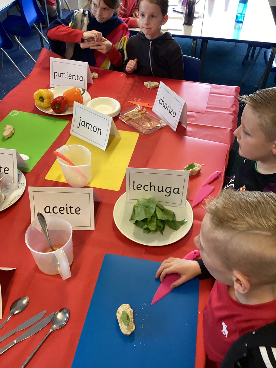 RegentFarmFirst's tweet photo. What a fantástico afternoon Year 4 had making Montaditos for Spanish Day! #Espana #exploringnewfoods #yellowandred #diamaravilloso https://t.co/wE6ELnhdbS