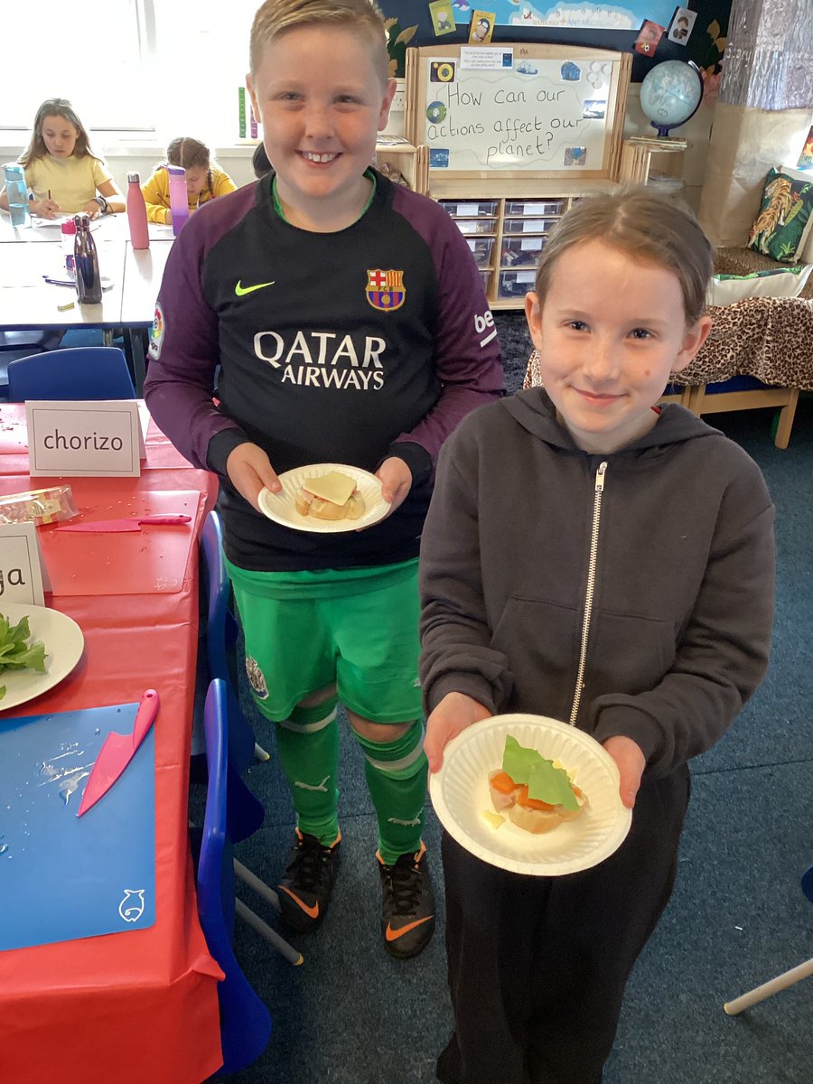 RegentFarmFirst's tweet photo. What a fantástico afternoon Year 4 had making Montaditos for Spanish Day! #Espana #exploringnewfoods #yellowandred #diamaravilloso https://t.co/wE6ELnhdbS