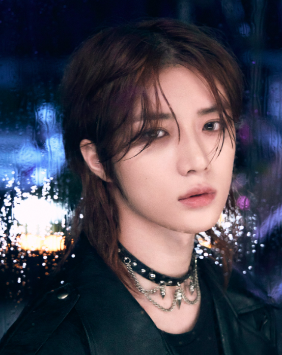 AboutMusicYT's tweet photo. New pictures of TXT's Beomgyu for their comeback. https://t.co/NPKhqwsROp
