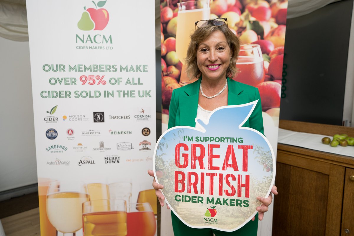 Rebecca Pow tweet media