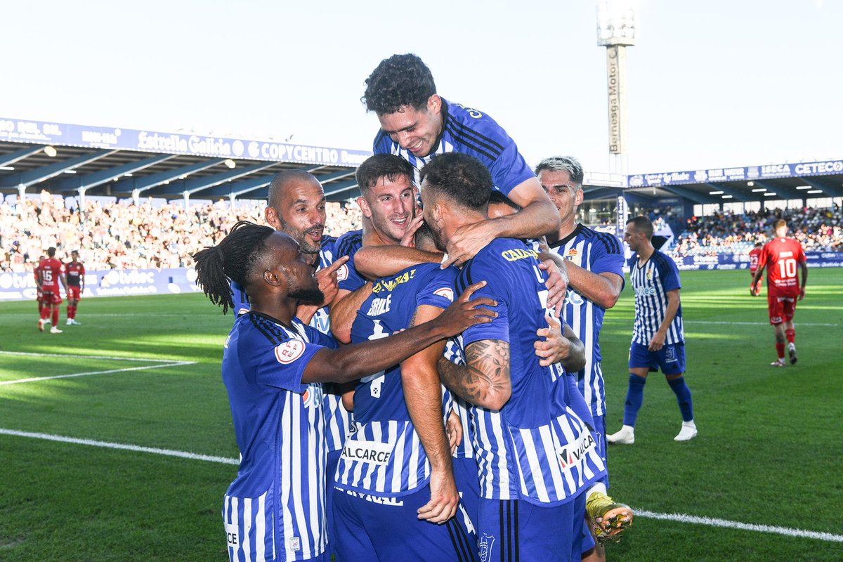 Vamos por mas! 💪🏼

<a href="/SDP_1922/">SD Ponferradina SAD</a> 🤍💙