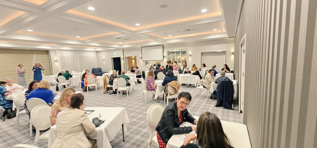 A great night of connecting and #networking in @HarveysPoint last night for #donegalwomeminbizz. #donegalbusiness