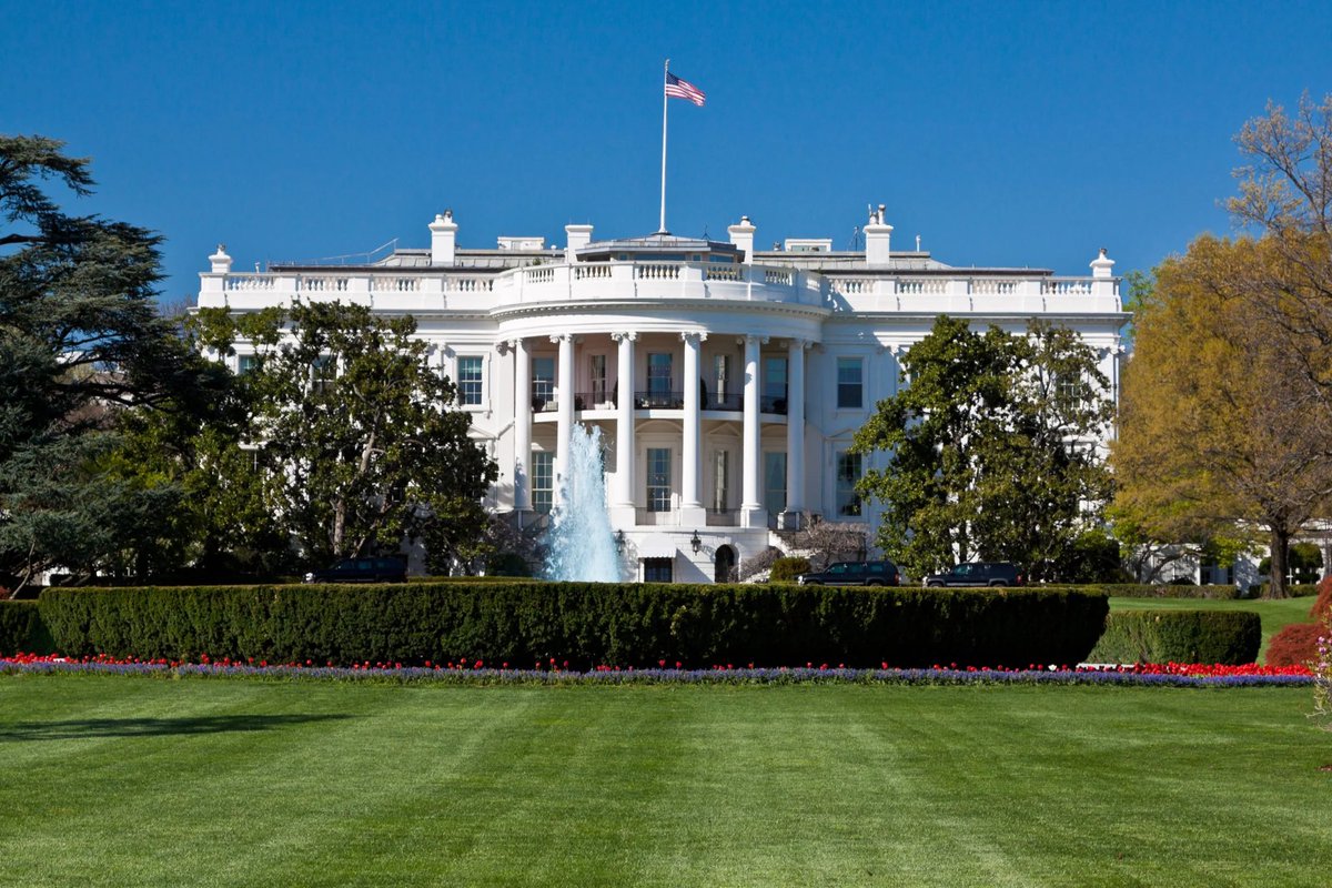 DramaAlert's tweet photo. The U.S. Government may possibly shutdown on October 1st! 😳 https://t.co/2ZfiscF6t7