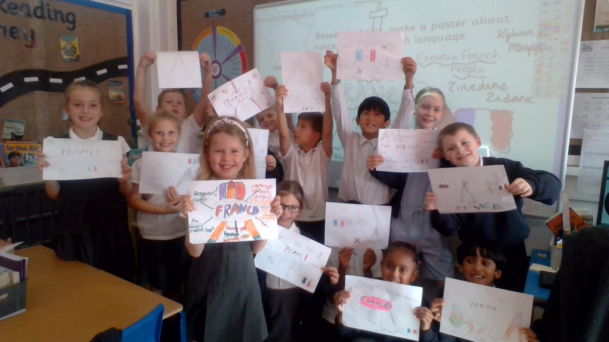 BPSHull's tweet photo. Tres bien! 4RE have been researching the French culture and language as part of European Day of Languages today. #BPSLanguages https://t.co/e8hnRE1n0x