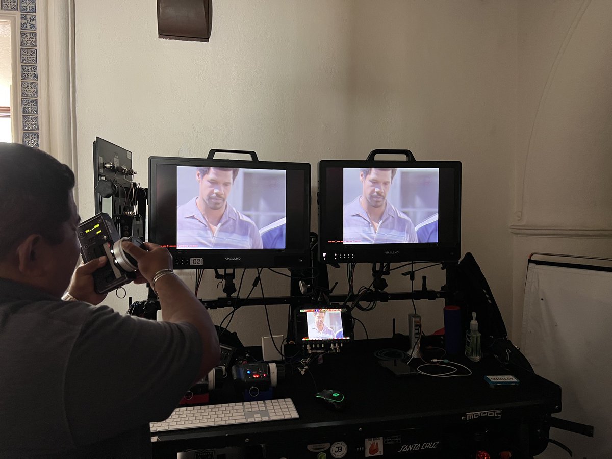 tonygapastione's tweet photo. Raised money for an indie short film under the low budget, Sag contract, and were able to pay crew. Most actors produced and volunteered time It feels so good. Only a few days, but every bit counts #VideoVillage #Filmmaking #BraveMaker https://t.co/ew5VqbO10p